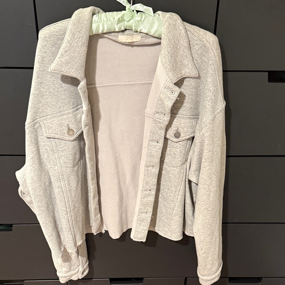 Easel Cream Crew Neck Sweater